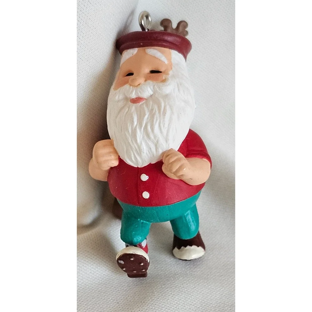 VTG 2001 Hallmark Golfing Santa Ornament Red Teal Keepsake Miniature Figurine
